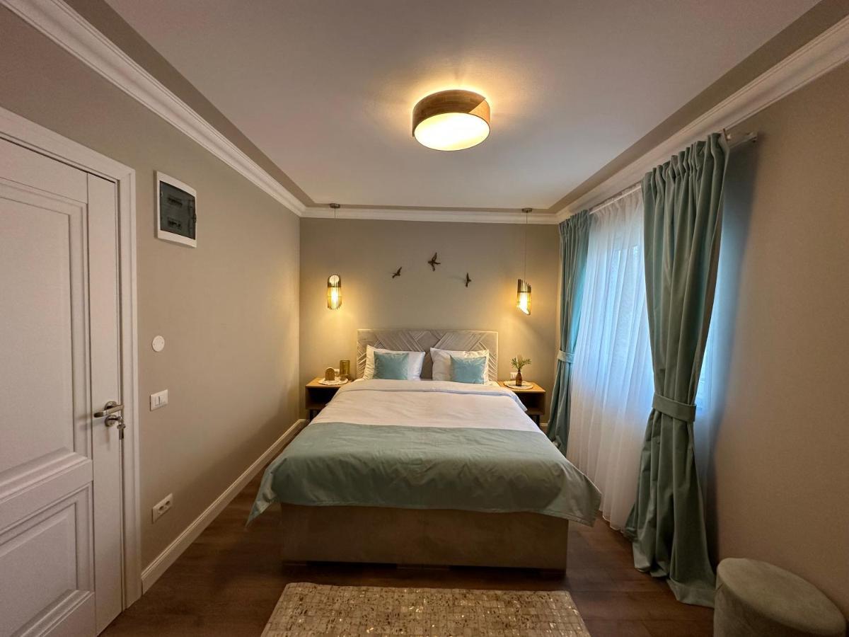 B59 Boutique Hotel Câmpulung Moldovenesc Esterno foto