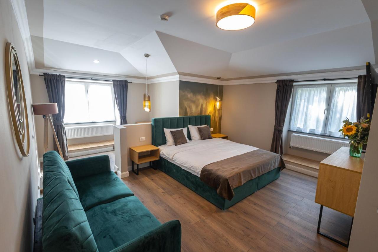B59 Boutique Hotel Câmpulung Moldovenesc Esterno foto