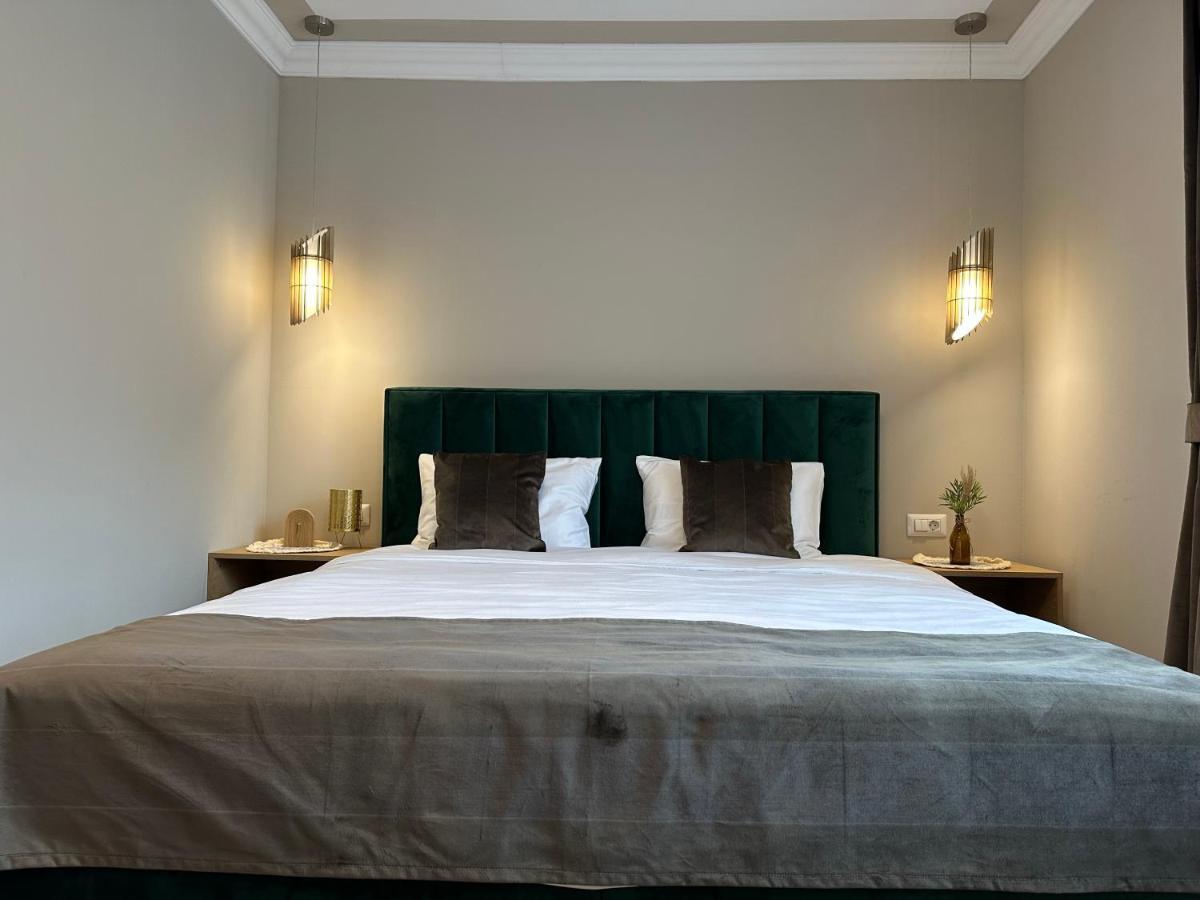 B59 Boutique Hotel Câmpulung Moldovenesc Esterno foto